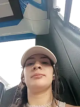 SAMANTHA-16  online show from 01/30/25, 08:10