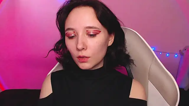 Robin yourss online show from 03/15/25, 11:51