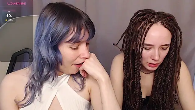 Snapshot of Robin_yourss chatting on 03/13/26, 08:10 Robin yourss online show from 03/13/26, 08:10