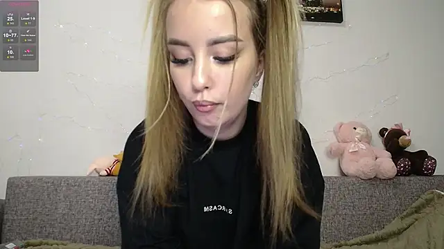 Snapshot of sweet_girl_Vr chatting on 01/21/25, 11:46 sweet girl Vr online show from 01/21/25, 11:46