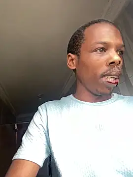 Snapshot of skyfall200 chatting on 09/29/25, 11:59 skyfall200 online show from 09/29/25, 11:59