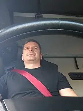 Dan NFS online show from 11/02/25, 09:44