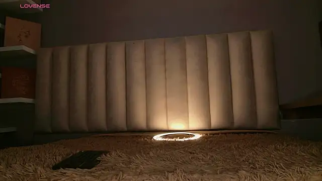 Megan mooree  online show from 04/25/26, 12:08