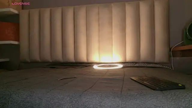 Megan mooree  online show from 04/27/26, 12:36