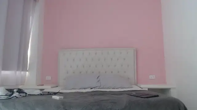 Gabycutee online show from 12/18/25, 07:09