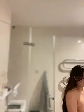 Holly Molii online show from 03/09/25, 06:17