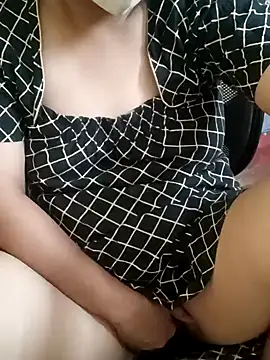 yourtamilcouple online show from 02/04/25, 01:48