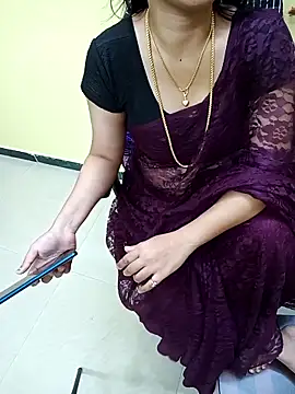 Snapshot of yourtamilcouple chatting on 02/26/26, 12:48 yourtamilcouple online show from 02/26/26, 12:48