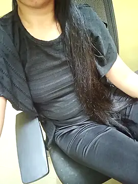 Snapshot of yourtamilcouple chatting on 03/04/26, 06:41 yourtamilcouple online show from 03/04/26, 06:41