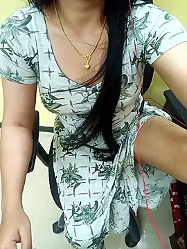 Snapshot of yourtamilcouple chatting on 03/08/26, 09:57 yourtamilcouple online show from 03/08/26, 09:57