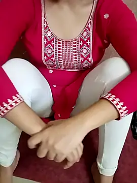 Snapshot of yourtamilcouple chatting on 04/04/26, 04:48 yourtamilcouple online show from 04/04/26, 04:48