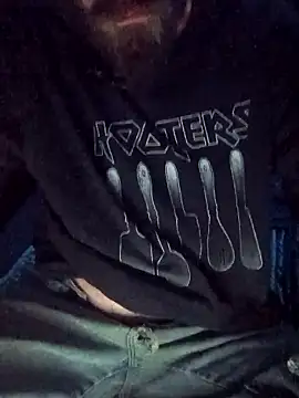 Snapshot of RobStrokes215 chatting on 01/15/26, 12:21 RobStrokes215 online show from 01/15/26, 12:21