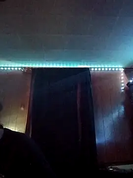 Snapshot of RobStrokes215 chatting on 02/11/26, 05:40 RobStrokes215 online show from 02/11/26, 05:40