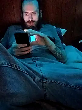 Snapshot of RobStrokes215 chatting on 03/29/26, 07:19 RobStrokes215 online show from 03/29/26, 07:19