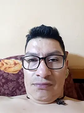 Snapshot of gioarcangel chatting on 02/05/25, 04:59 gioarcangel online show from 02/05/25, 04:59