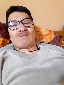 Snapshot of gioarcangel chatting on 02/18/25, 03:53 gioarcangel online show from 02/18/25, 03:53