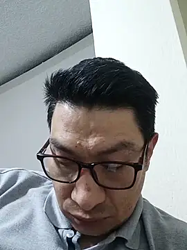 Snapshot of gioarcangel chatting on 04/10/26, 03:01 gioarcangel online show from 04/10/26, 03:01