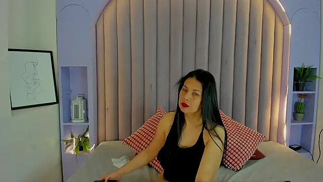 Snapshot of JaylaScott__ chatting on 12/01/25, 11:48 JaylaScott online show from 12/01/25, 11:48