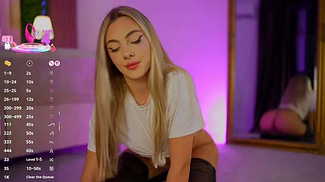 FrancescaNappi online show from 09/22/25, 05:15