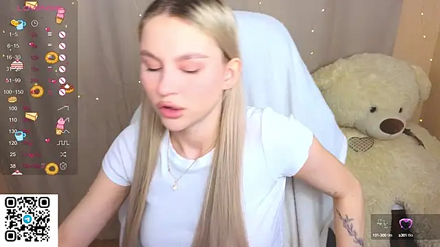 Snapshot of doll_barbieee chatting on 10/12/25, 10:31 doll barbieee online show from 10/12/25, 10:31