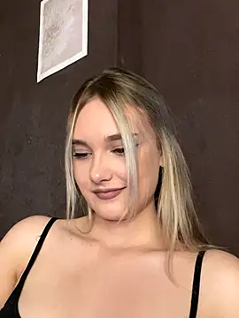 Alisa Rise online show from 10/01/25, 02:34