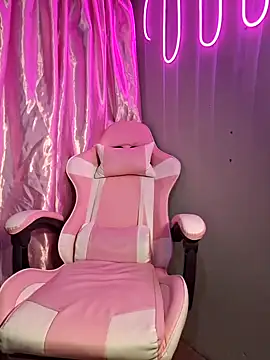 alexxaa96 online show from 01/24/25, 02:39