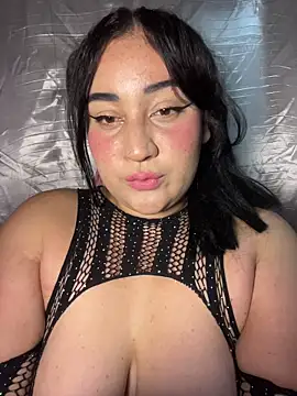 alexxaa96 online show from 11/18/25, 02:06