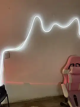 Snapshot of alexxaa96 chatting on 02/02/26, 04:49 alexxaa96 online show from 02/02/26, 04:49