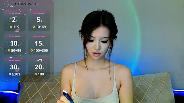 Snapshot of Min_Jee_ chatting on 11/18/25, 04:44 Min Jee online show from 11/18/25, 04:44