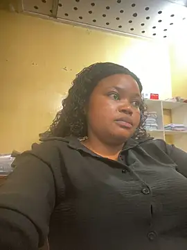 Curveysinaa online show from 02/05/25, 08:54