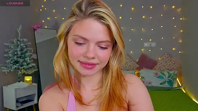 Red  Candy online show from 12/21/25, 12:56