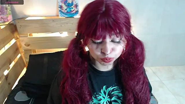 Bitsy Messy online show from 11/29/25, 02:14