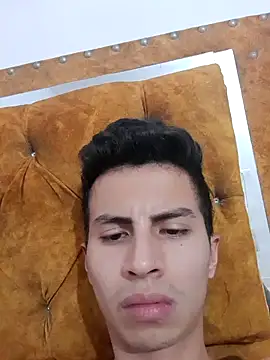 Velk hot online show from 12/04/24, 03:32