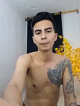 Velk hot online show from 03/16/25, 01:07