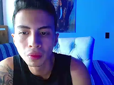 Snapshot of Velk_hot chatting on 03/06/26, 12:45 Velk hot online show from 03/06/26, 12:45