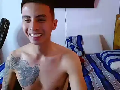 Velk hot online show from 06/06/26, 01:16