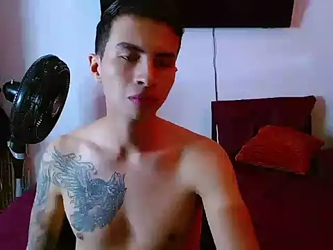 Velk hot online show from 06/19/26, 01:59