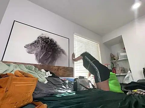 Snapshot of GoddessNih chatting on 03/20/25, 09:13 GoddessNih online show from 03/20/25, 09:13