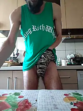 vulpe8400 online show from 03/10/25, 07:42