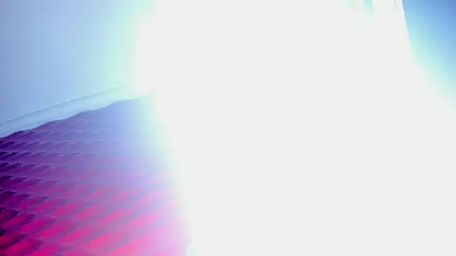 Snapshot of LuciaMoretti_ chatting on 02/22/25, 03:01 LuciaMoretti online show from 02/22/25, 03:01