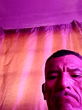 Snapshot of Vergonzoso6 chatting on 06/11/26, 01:09 Vergonzoso6 online show from 06/11/26, 01:09