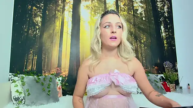 LittleAngelXO online show from 10/07/25, 07:22