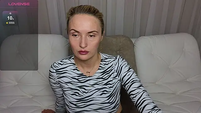 AlisssaRose online show from 12/05/24, 04:12