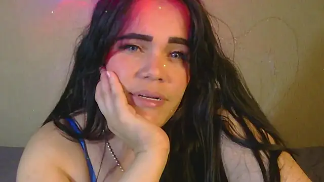 Snapshot of blue_angel33 chatting on 12/27/24, 12:07 blue angel33 online show from 12/27/24, 12:07