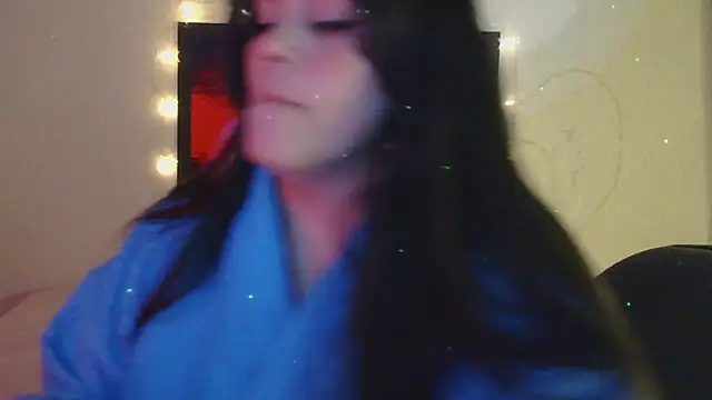 Snapshot of blue_angel33 chatting on 02/13/25, 02:23 blue angel33 online show from 02/13/25, 02:23