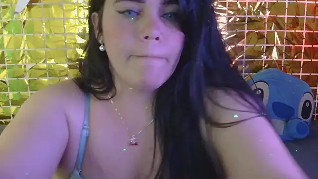 Snapshot of blue_angel33 chatting on 02/17/25, 01:58 blue angel33 online show from 02/17/25, 01:58