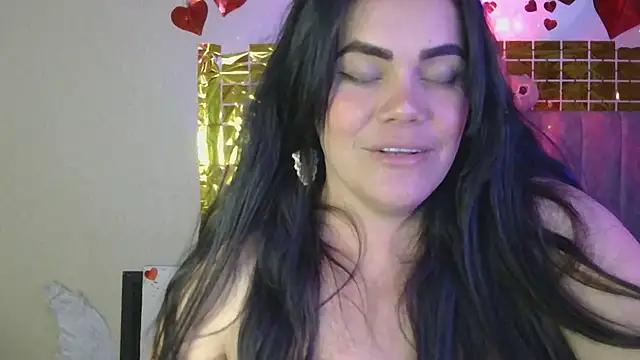 Snapshot of blue_angel33 chatting on 03/04/25, 02:27 blue angel33 online show from 03/04/25, 02:27