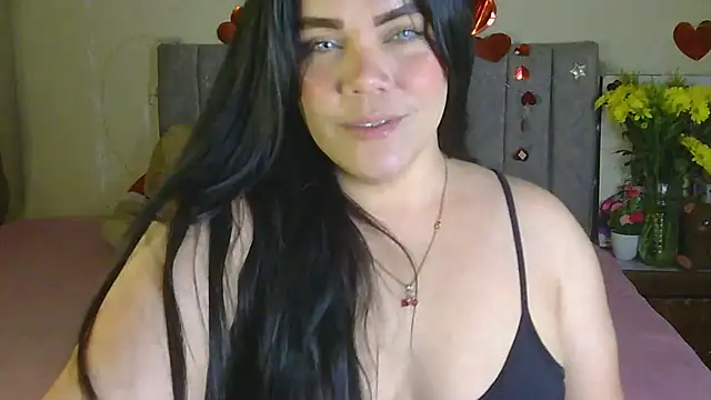 Snapshot of blue_angel33 chatting on 09/22/25, 12:23 blue angel33 online show from 09/22/25, 12:23