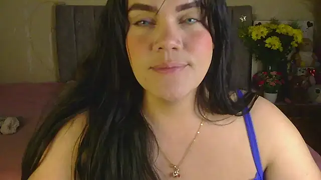 Snapshot of blue_angel33 chatting on 09/23/25, 02:03 blue angel33 online show from 09/23/25, 02:03