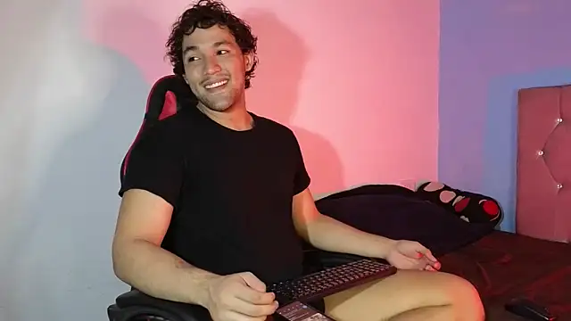 FreyrStyle online show from 12/25/24, 10:59